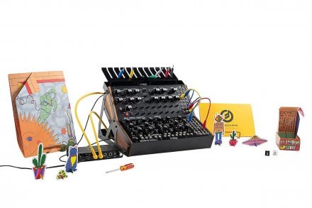 Синтезатор Moog Sound Studio Semi Modular Bundle Mother-32 and DFAM - Фото №139559