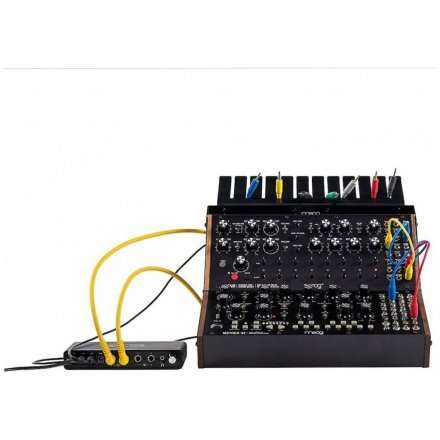 Синтезатор Moog Sound Studio Semi Modular Bundle Mother-32 and DFAM - Фото №139560