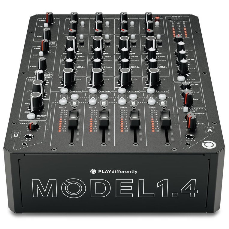 Аналоговий мікшер PLAYdifferently Model 1.4