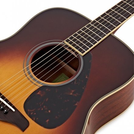 Акустическая гитара  - Фото №185641