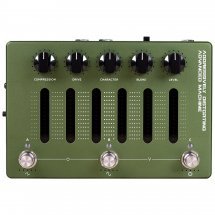 Darkglass Electronics Aggressively Distorting Advanced Machine