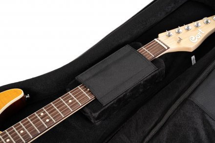 Чехол для электрогитары Cort CPEG100 Premium Soft-Side Bag Electric Guitar - Фото №147638