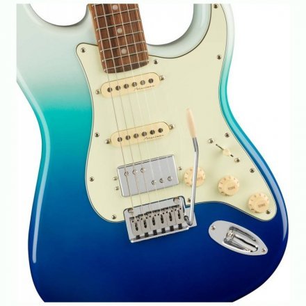 Електрогітара Fender Player Plus Stratocaster HSS PF BLB - Фото №140370